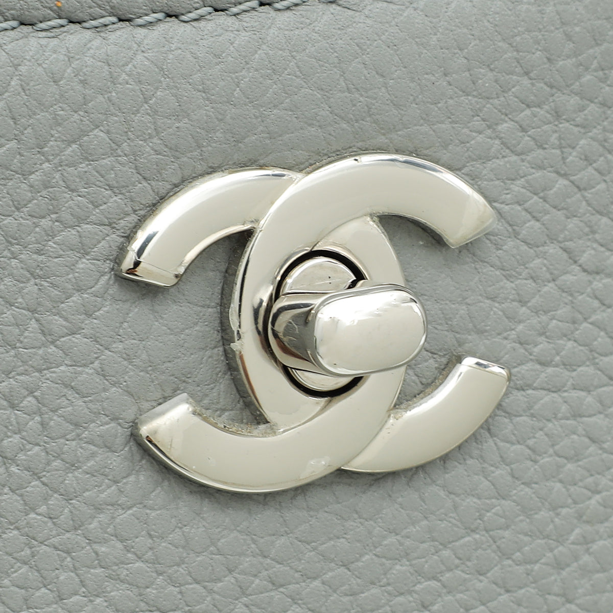 Chanel Gris Neo Executive Shopping Bag