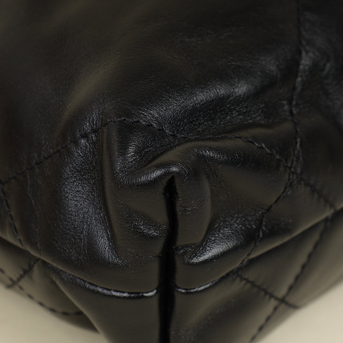 Chanel Black CC 22 Mini Shiny Bag