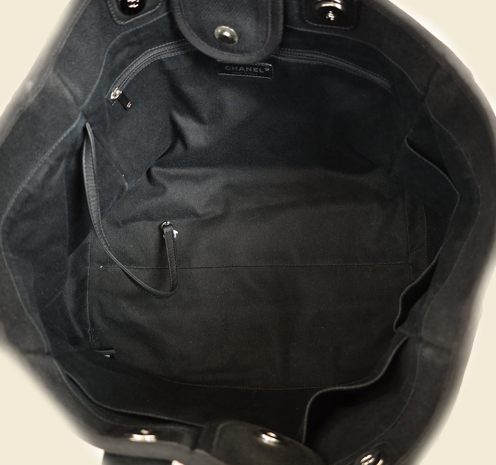 Chanel Black CC Pearl Deauville Mixed Fibers Medium Tote Bag