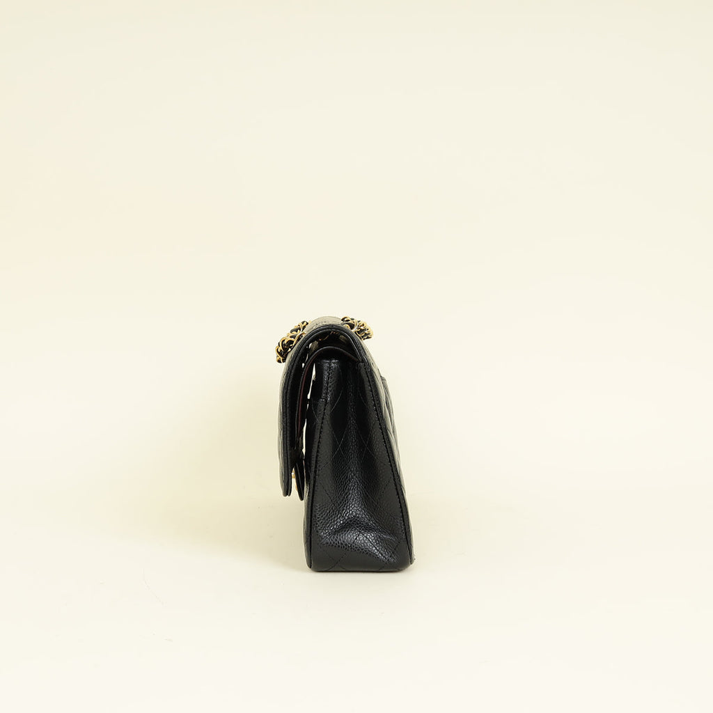 Chanel Black CC Classic 11.12 Double Flap Medium Bag