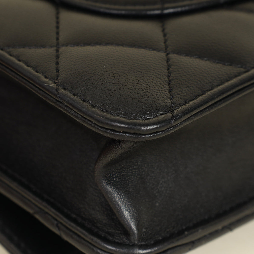 Chanel Black CC Classic Wallet On Chain