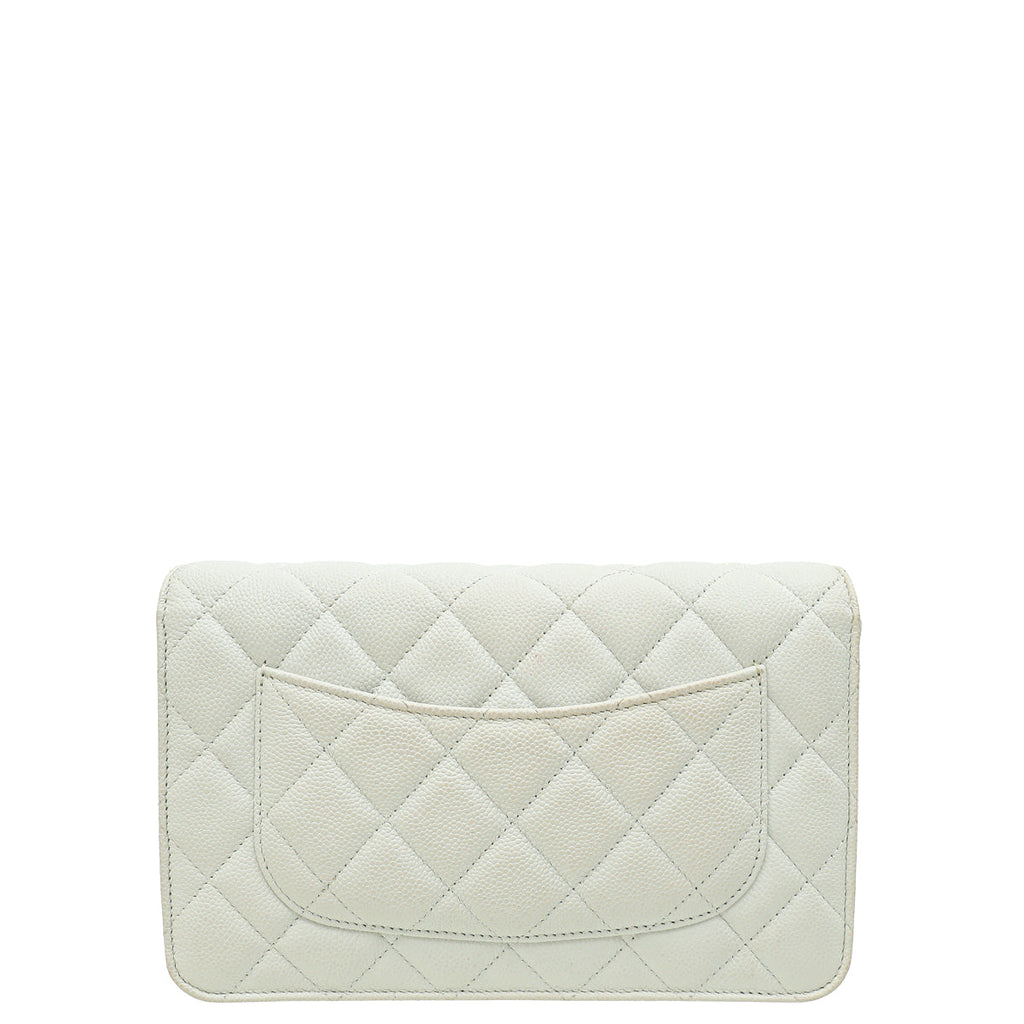 Chanel CC Classic Wallet on Chain