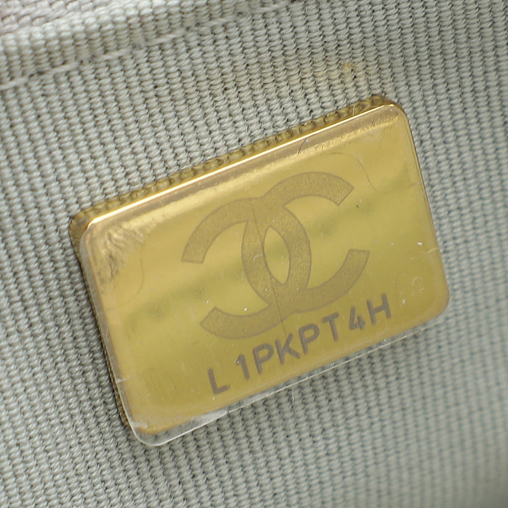 Chanel Grey CC Shiny Wallet On Chain
