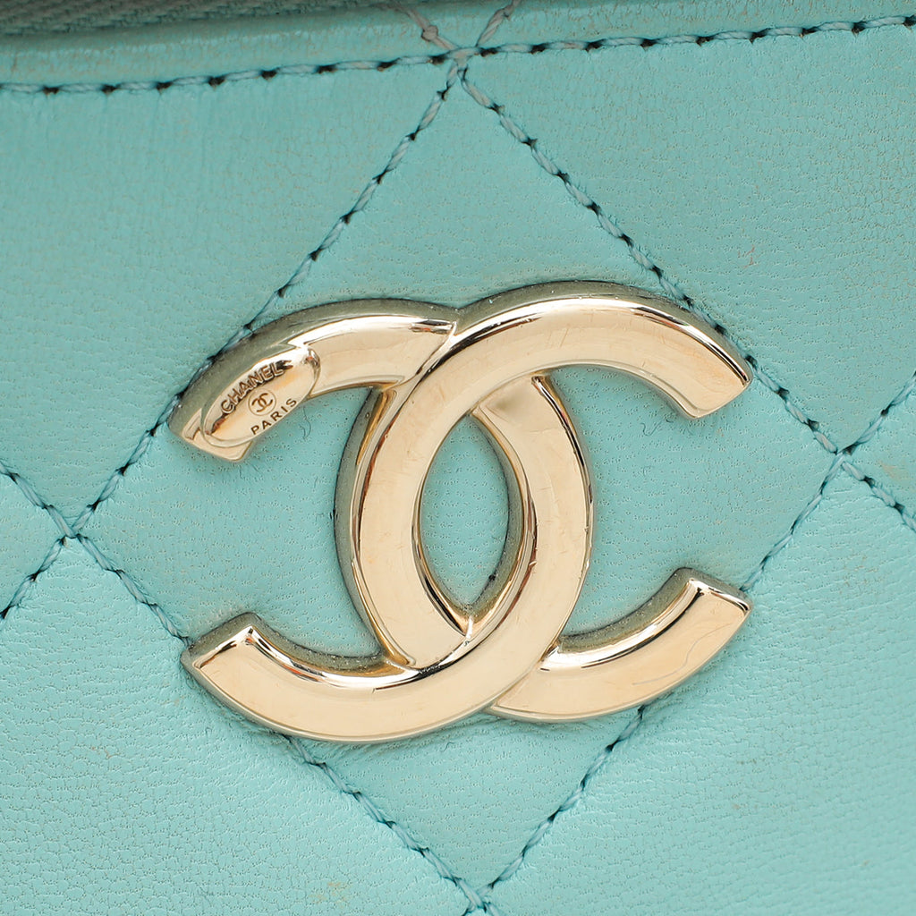Chanel Mint Green CC Trendy Vanity Case