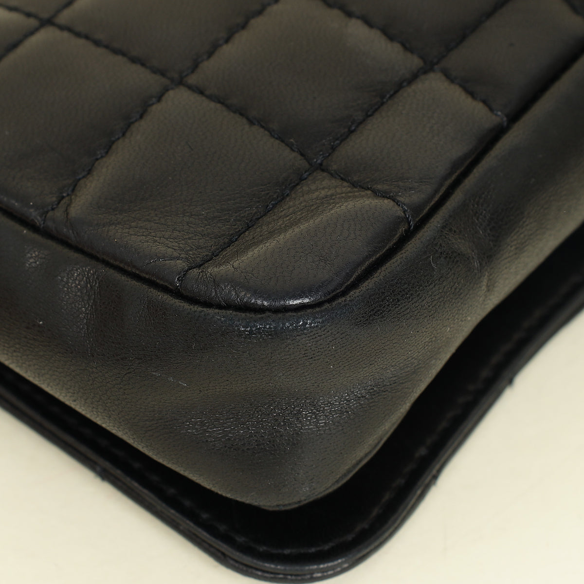 Chanel Black CC Chocolate Bar Flap Chain Bag