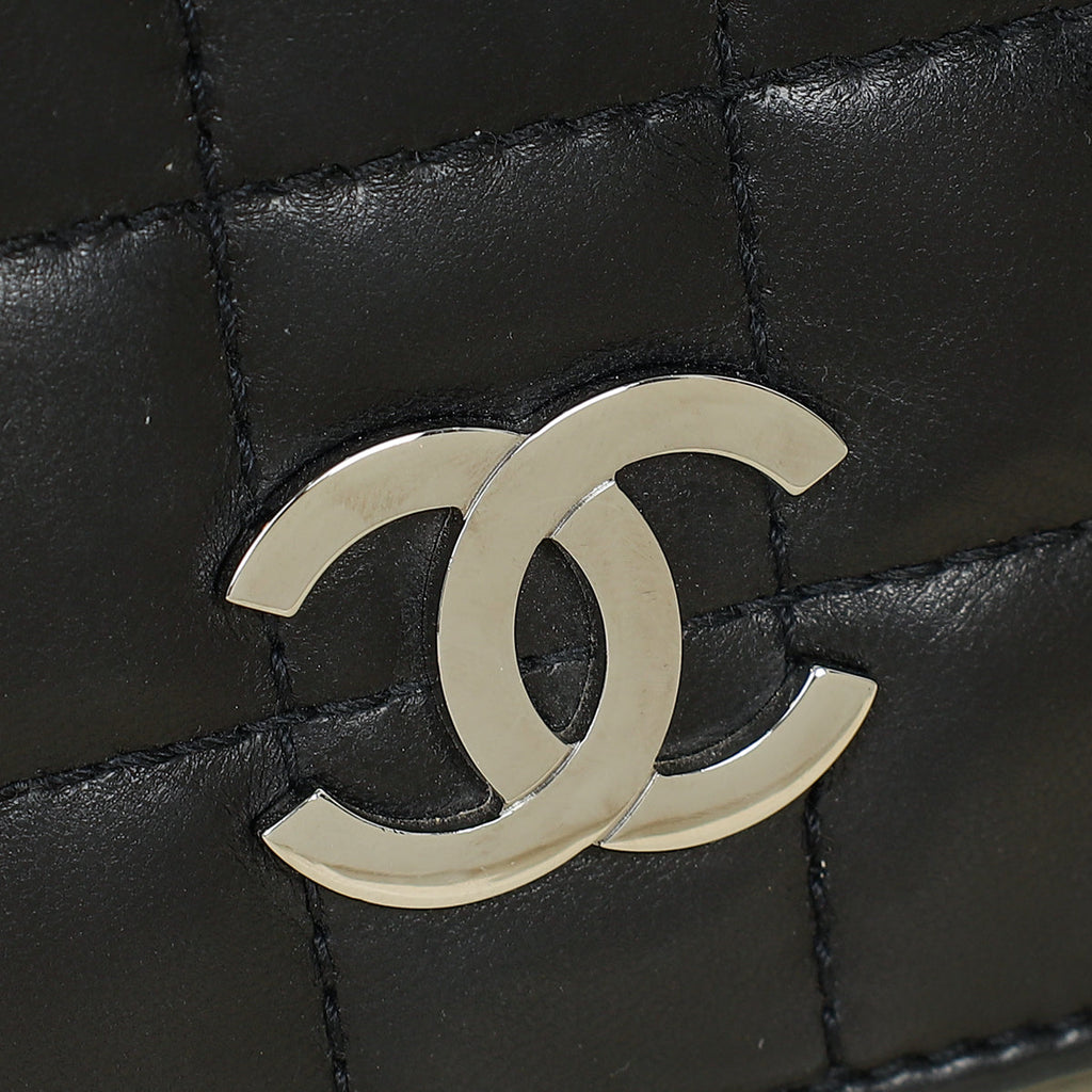 Chanel Black CC Chocolate Bar Flap Chain Bag