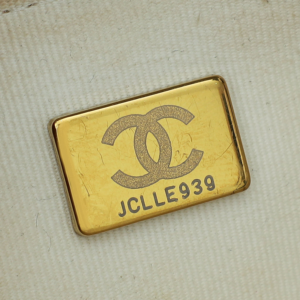 Chanel White CC Quilted Flap Shoulder Bag