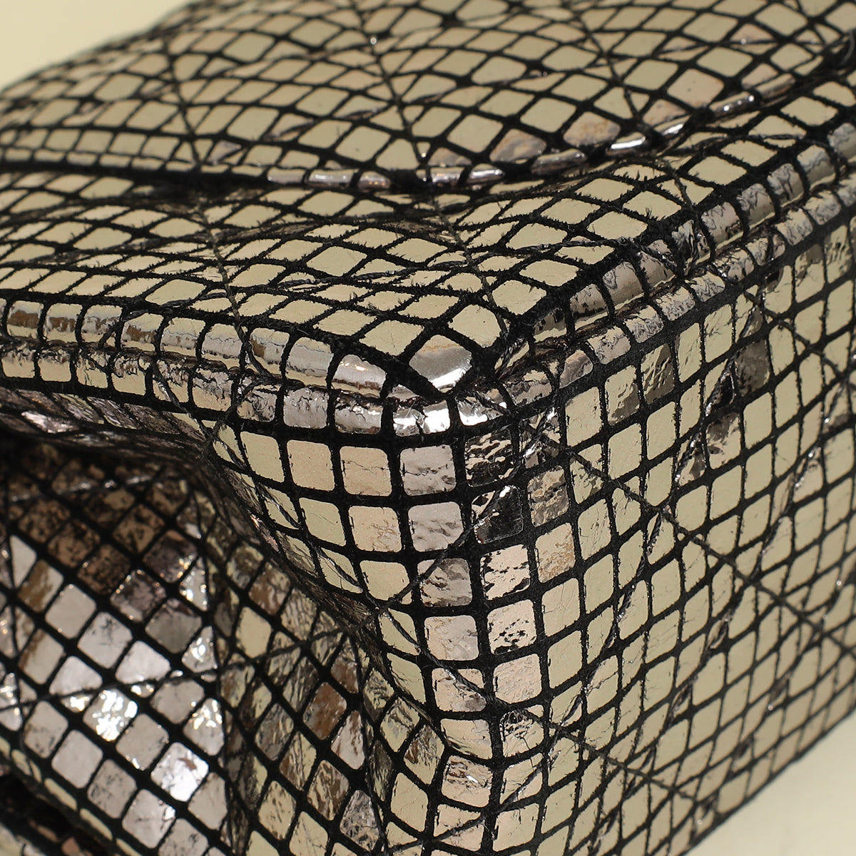 Chanel Metallic Black Mirror 2.55 Reissue Double Flap 225 Bag