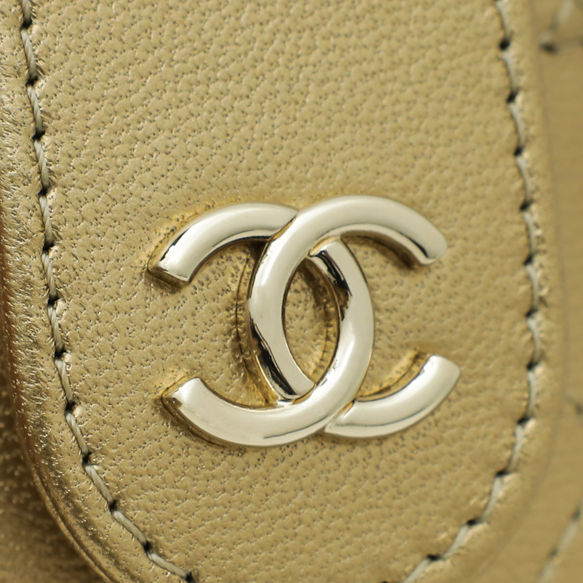 Chanel Bronze CC Round Mini Quilted Vanity Case with Chain