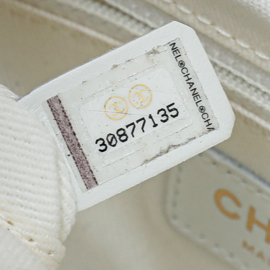 Chanel White CC Business Affinity Small Bag