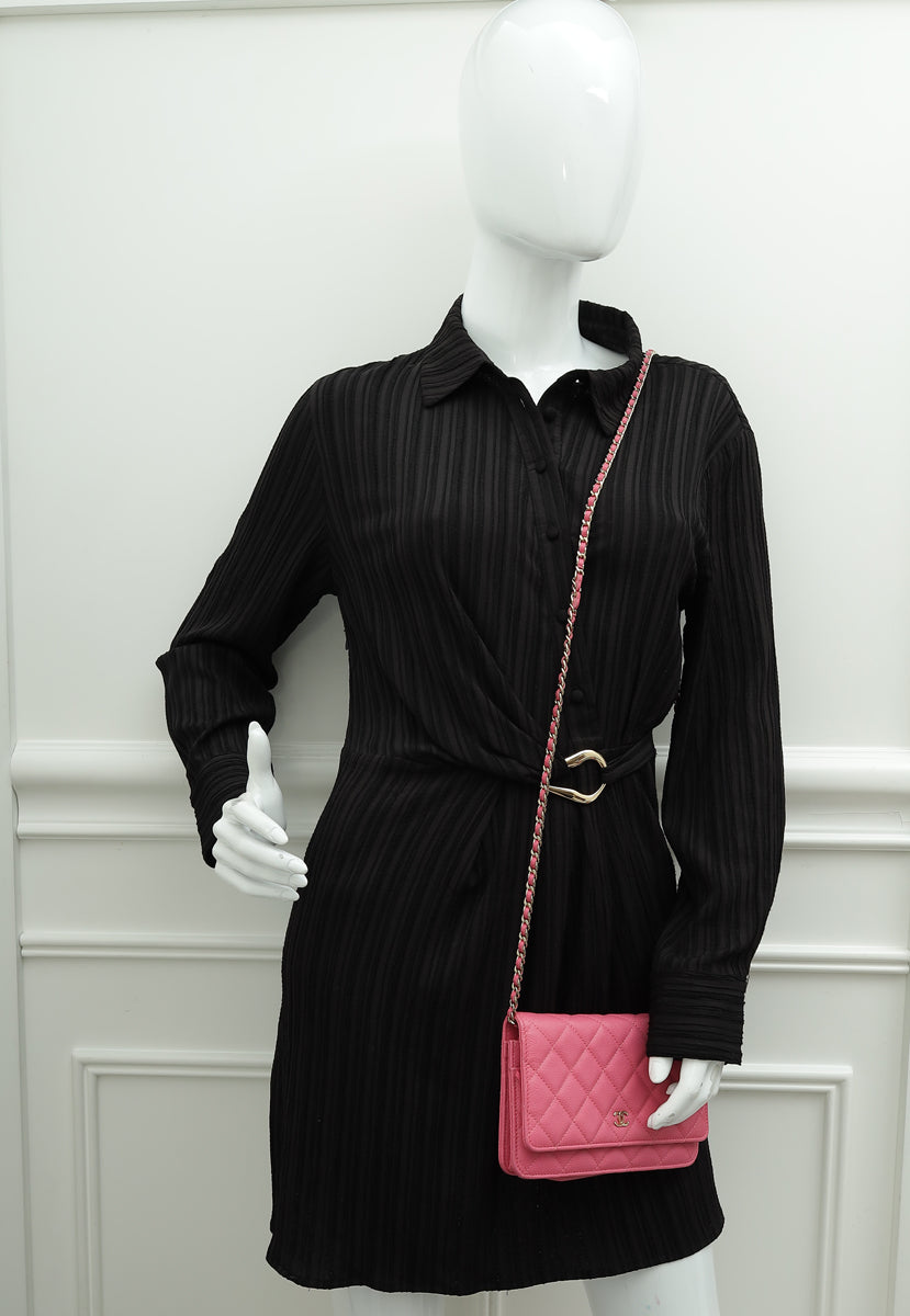 Chanel Pink CC Classic Wallet on Chain
