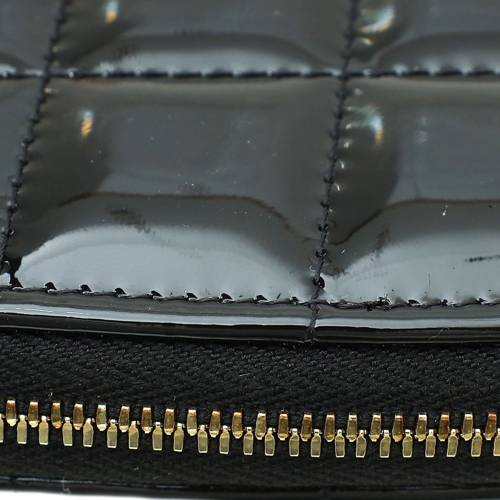 Chanel Bicolor CC Resin Quilted CC Heart Clutch With Chain