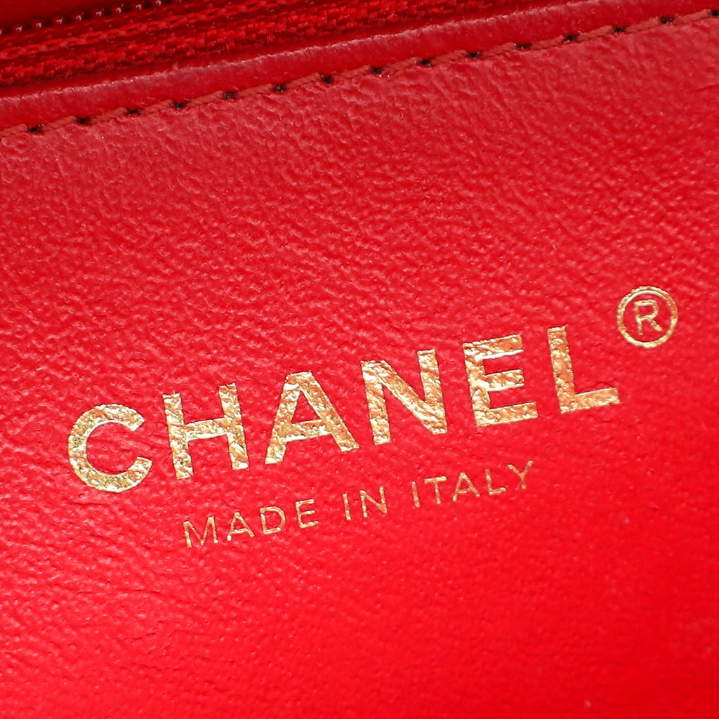 Chanel Red CC Filigree Small Vanity Case