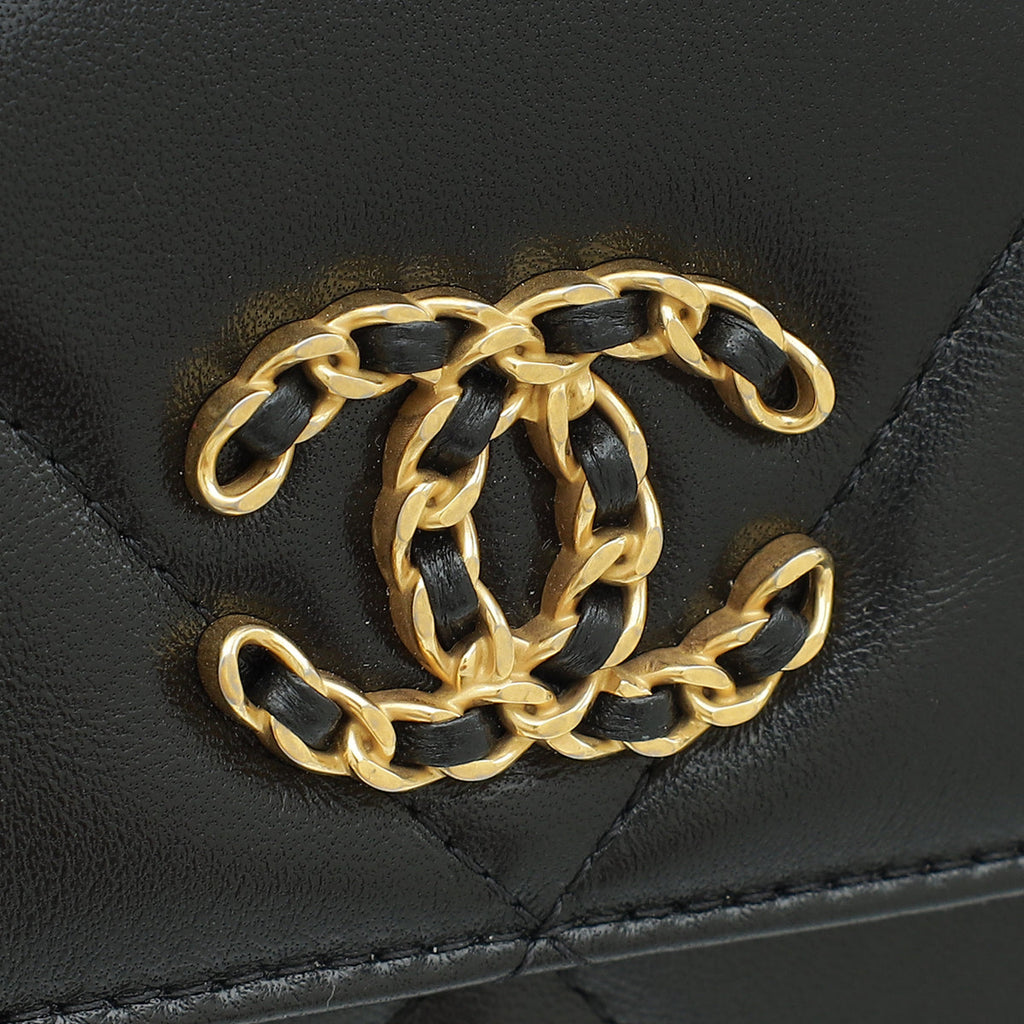 Chanel Black CC 19 Quilted Chain Wristlet Clutch