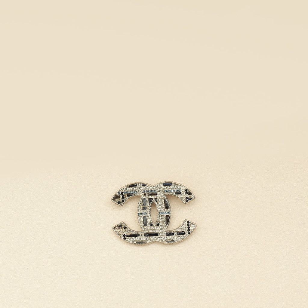 Chanel Silver CC Beads Crysta Details Brooch