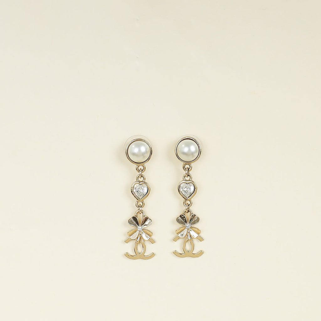 Chanel White CC Swing Drop Clover Earrings