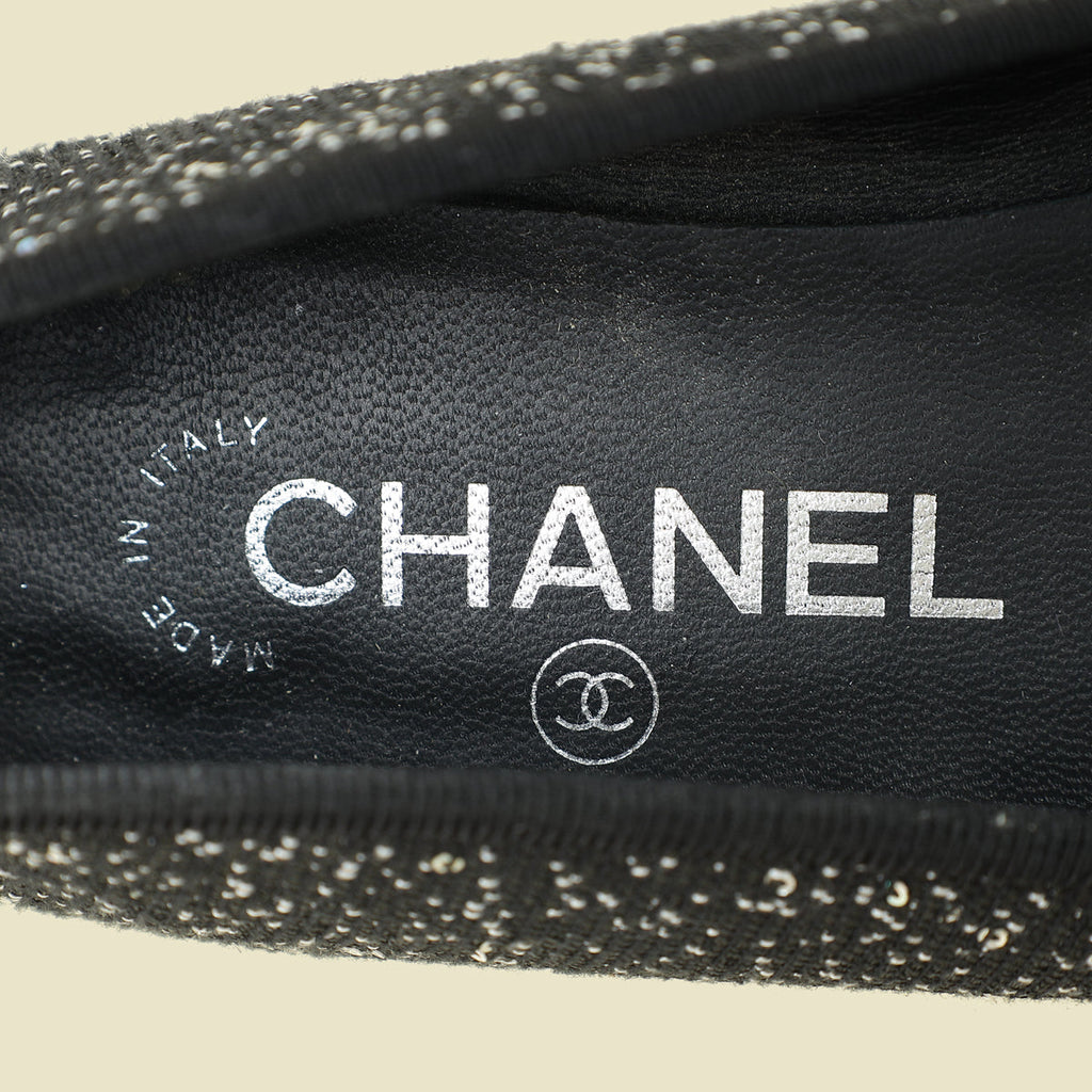 Chanel Bicolor CC Cap Toe Ballerina 36