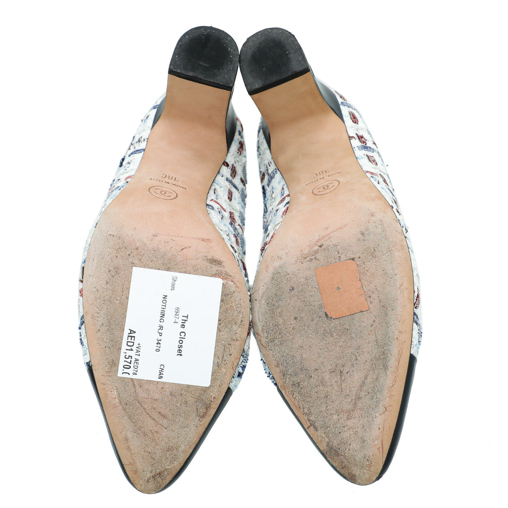 Chanel Navy White CC Cap Toe Tweed Pump 38