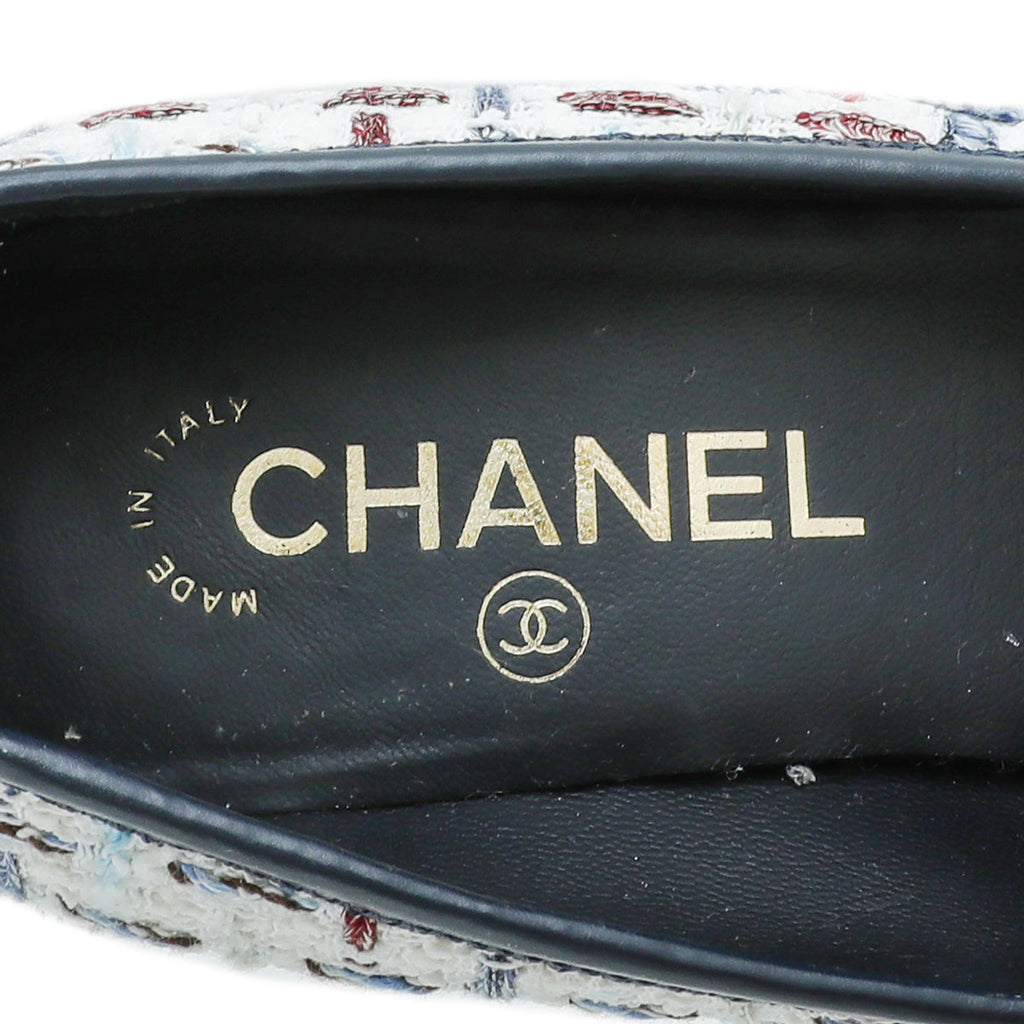Chanel Navy White CC Cap Toe Tweed Pump 38