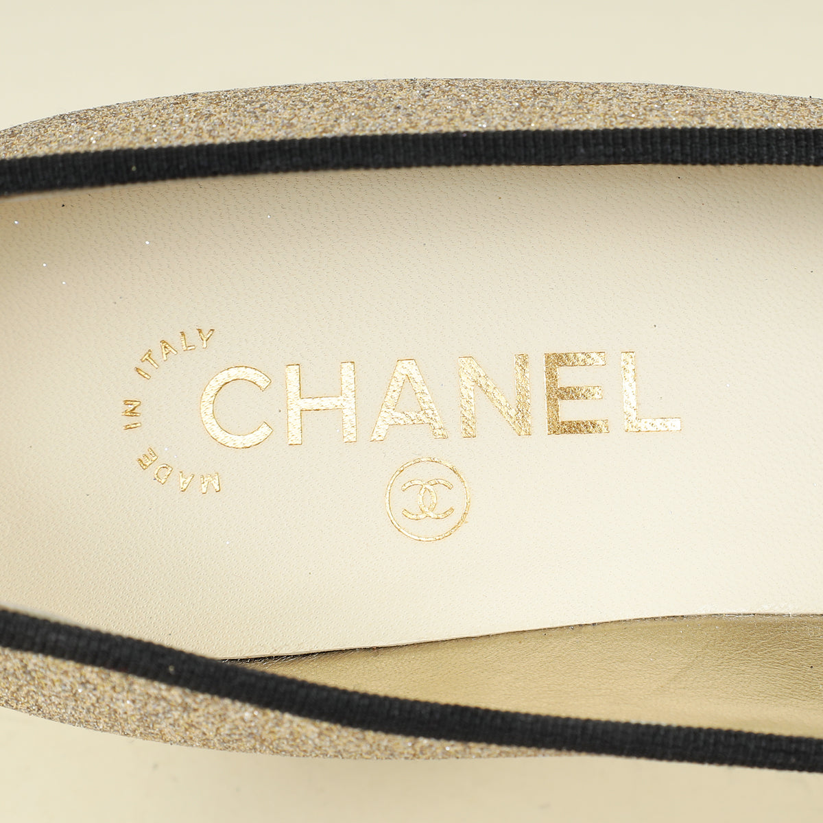 Chanel Bicolor CC Glitter Grosgrain Cap Toe Logo Pumps 40