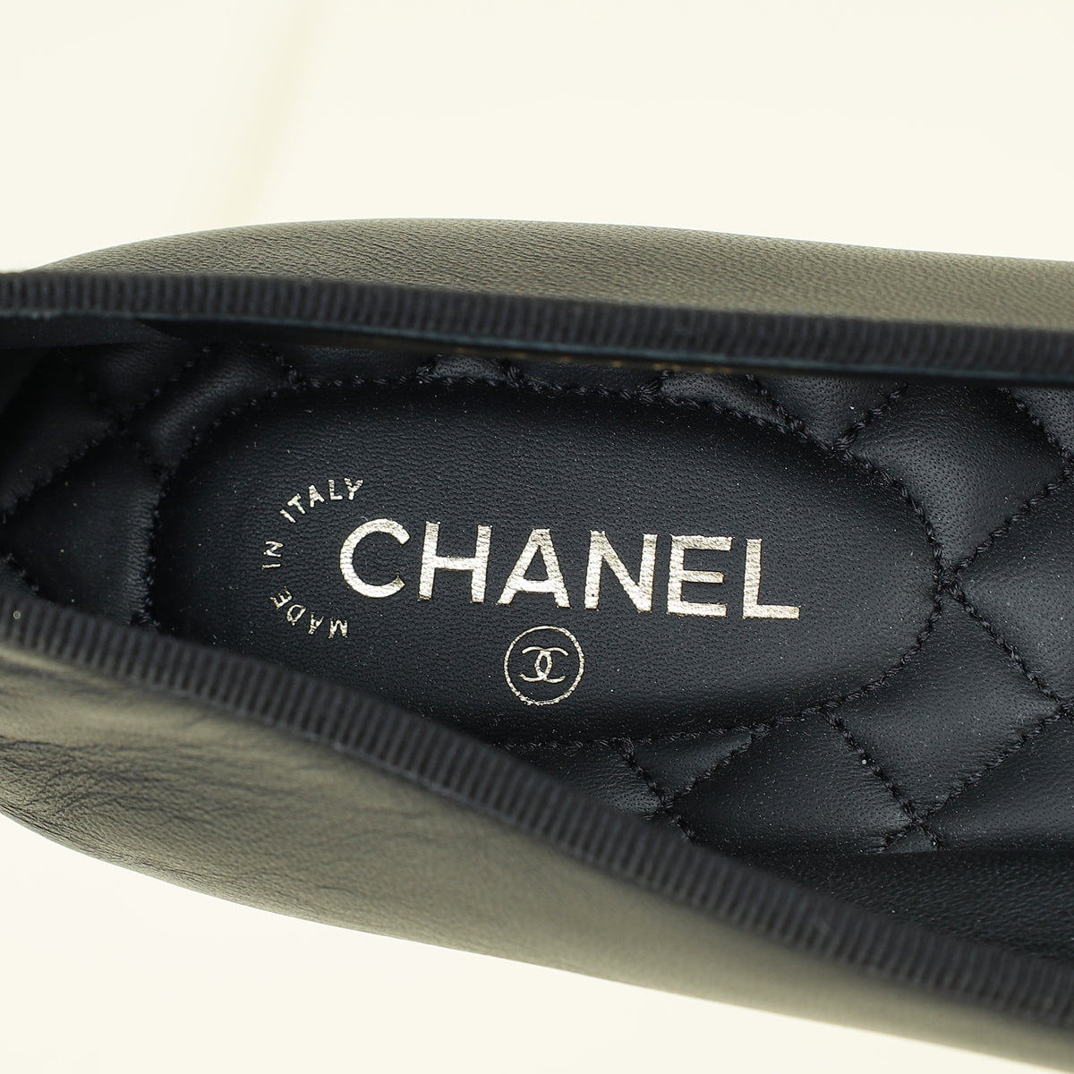 Chanel Black CC Cap Toe Flat Ballerina 42