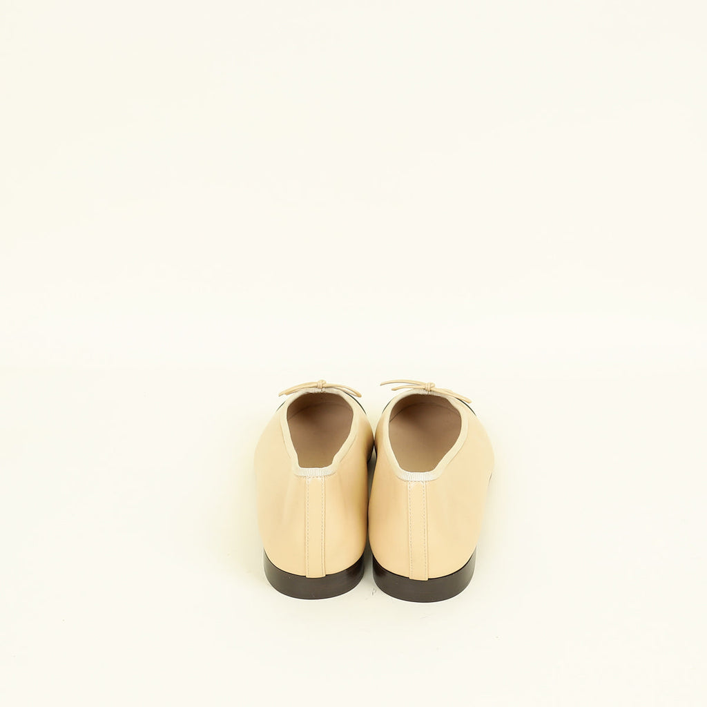 Chanel Bicolor CC Cap Toe Flat Ballerina 42