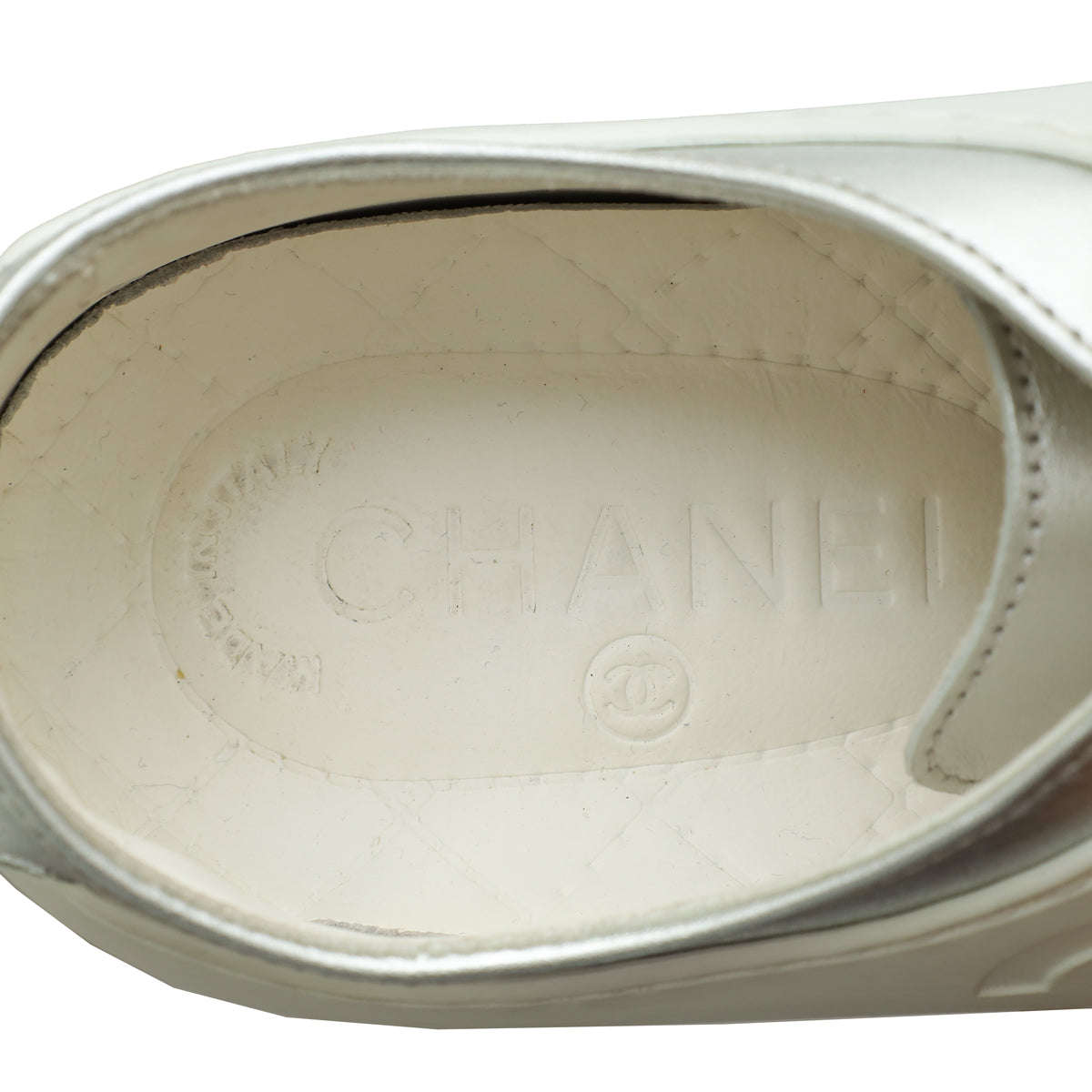 Chanel White CC Low Top Sneaker 36.5