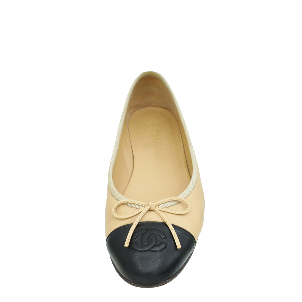 Chanel Bicolor CC Cap Toe Ballet Flats 36