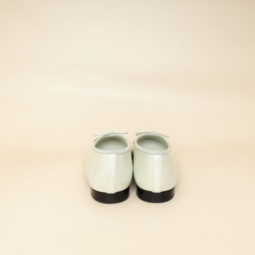 Chanel Bicolor Cap Toe Ballet Flats 37.5