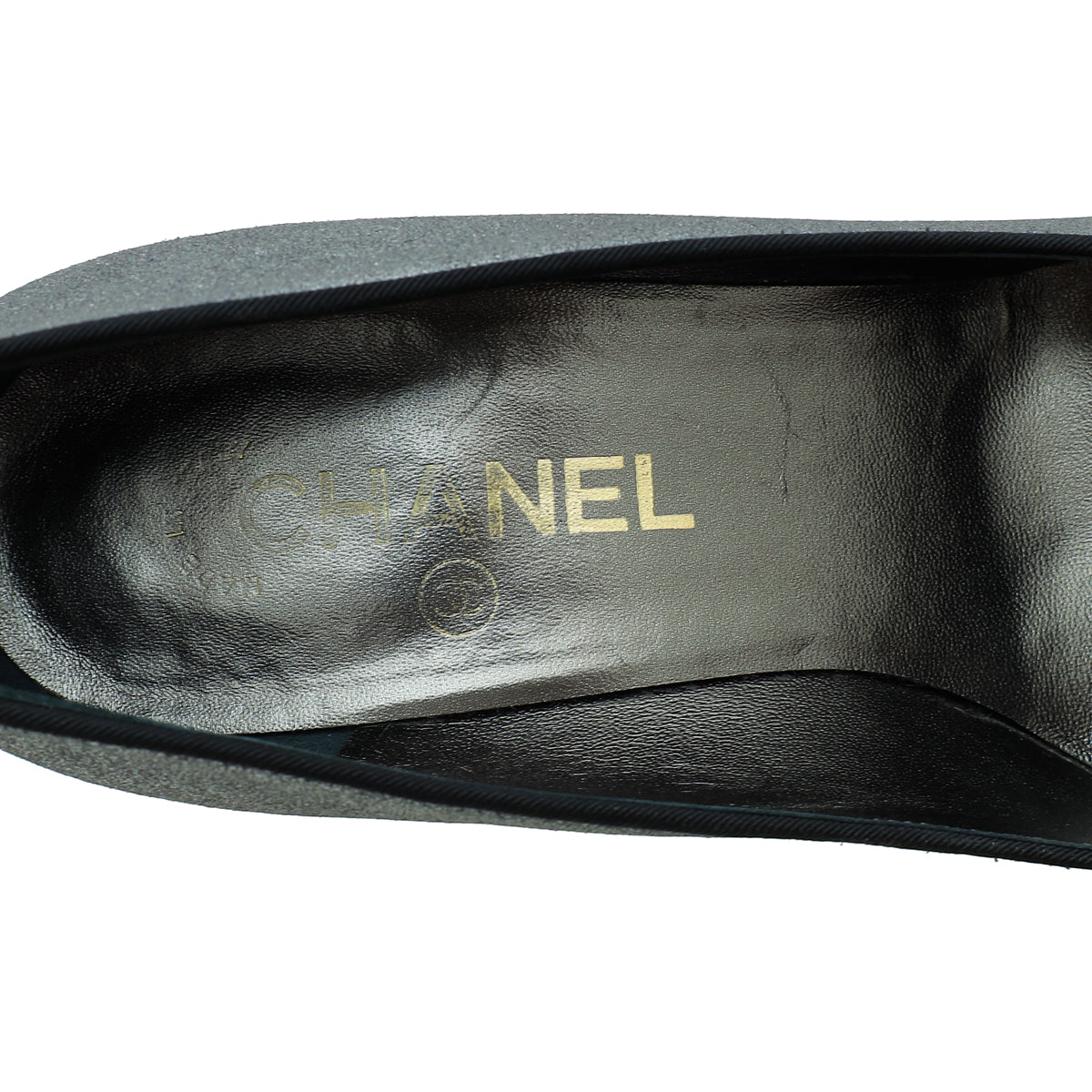 Chanel Bicolor CC Botton Pearl Cap Toe Pump 37.5