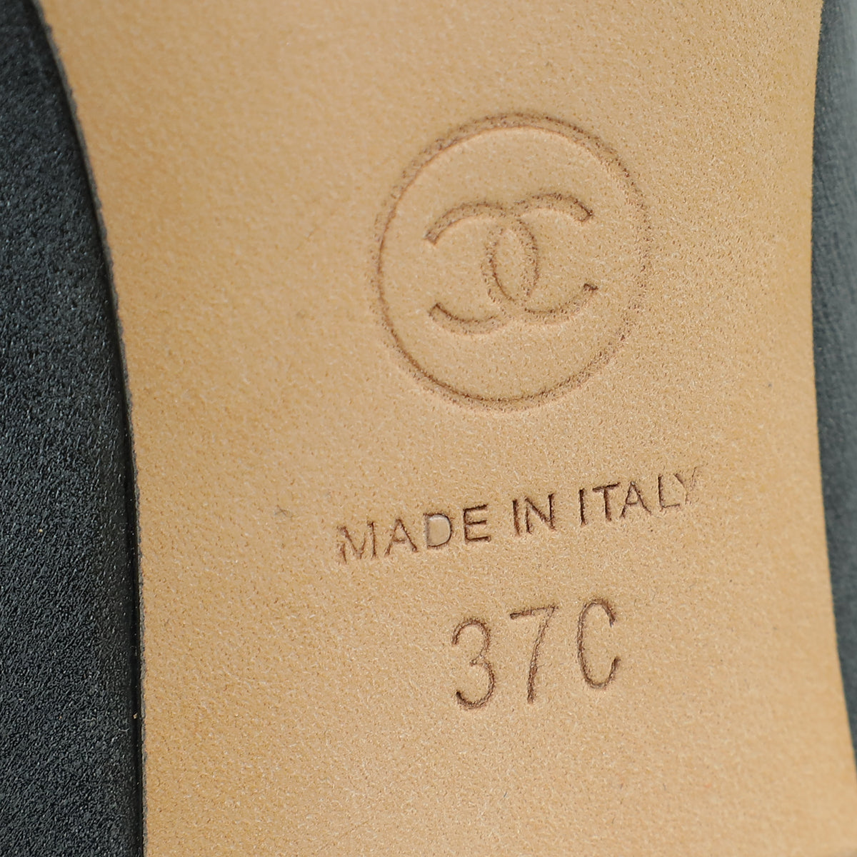 Chanel Bicolor CC Camellia Cap Toe Pump 37