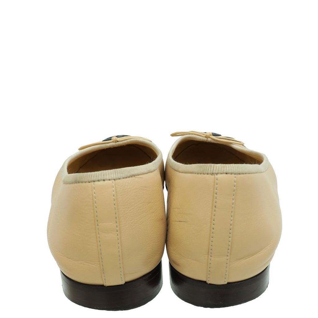 Chanel Bicolor Cap Toe Ballerina Flats 38.5