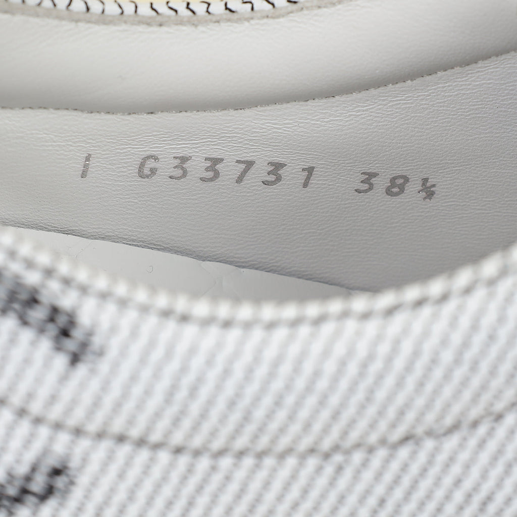 Chanel White 2018 Interlocking CC Logo Sneakers 38.5
