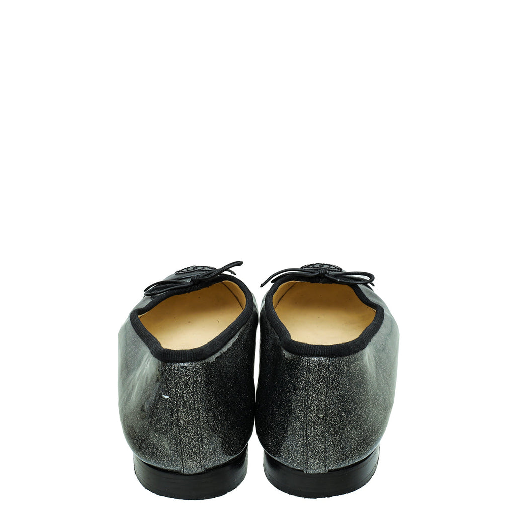 Chanel Bicolor CC Cap Toe Ballerina Flats 38