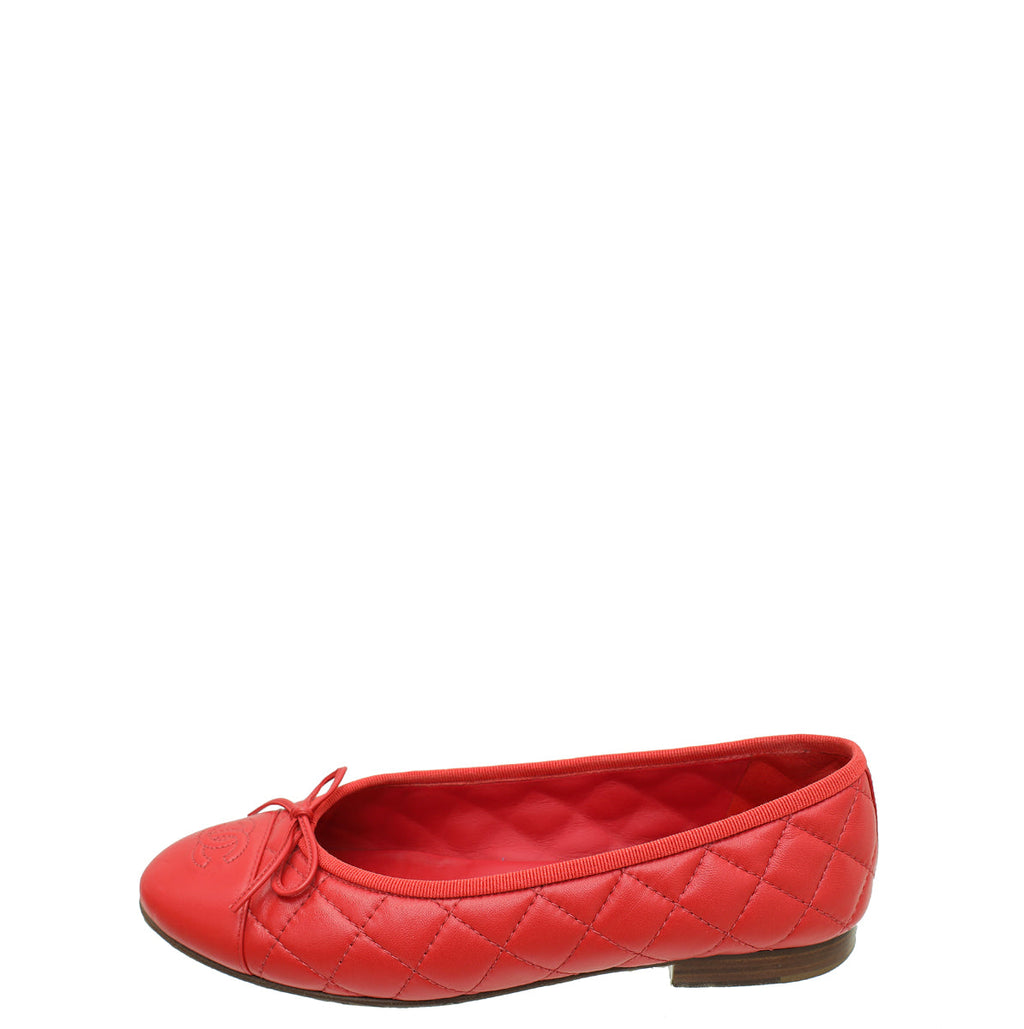 Chanel Red CC Cap Toe Quilted Flat Ballerina 38