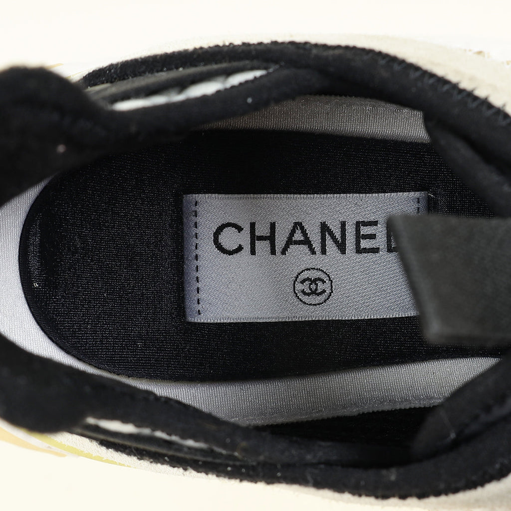 Chanel Bicolor CC Low Top Trainer 39.5