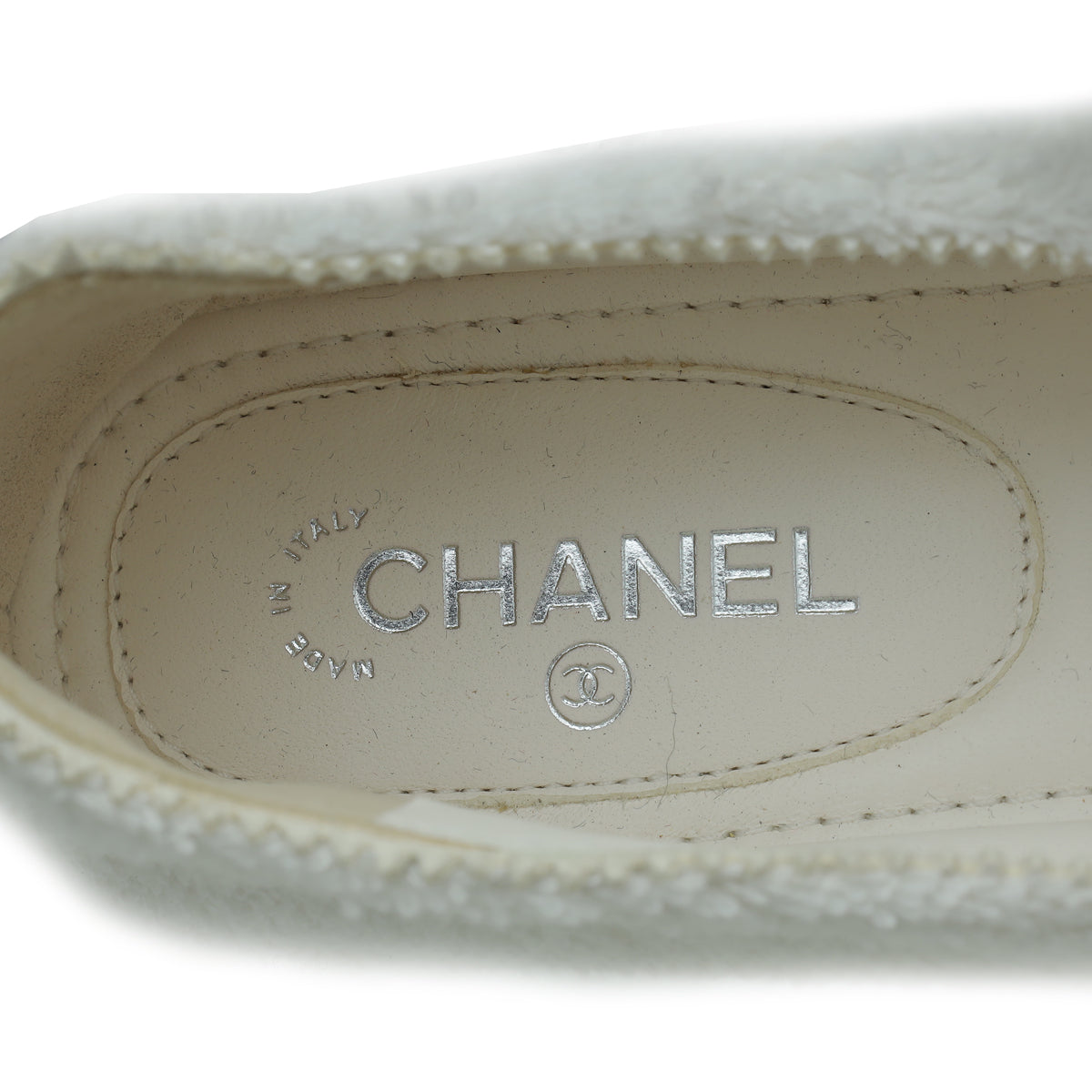 Chanel Bicolor CC Cao Towl Mary Jane Ballerina 39