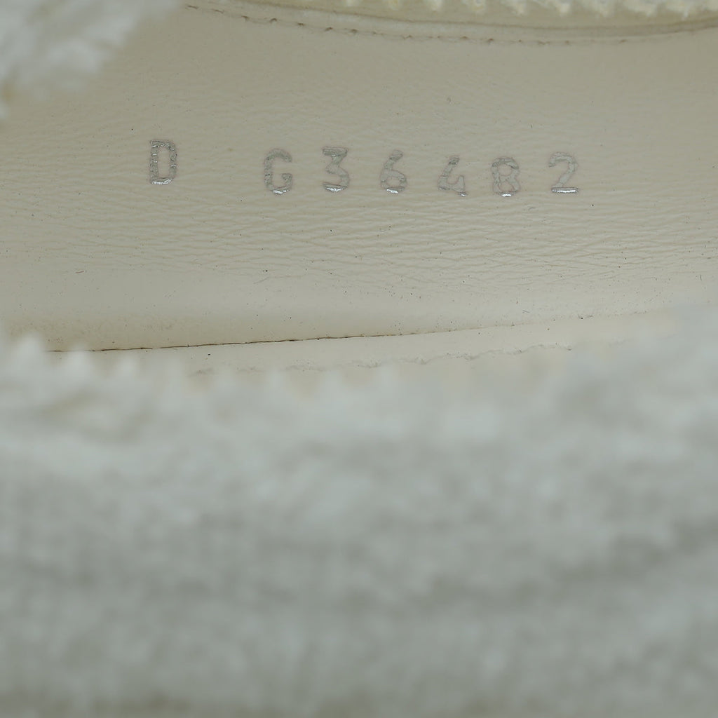 Chanel Bicolor CC Cao Towl Mary Jane Ballerina 39