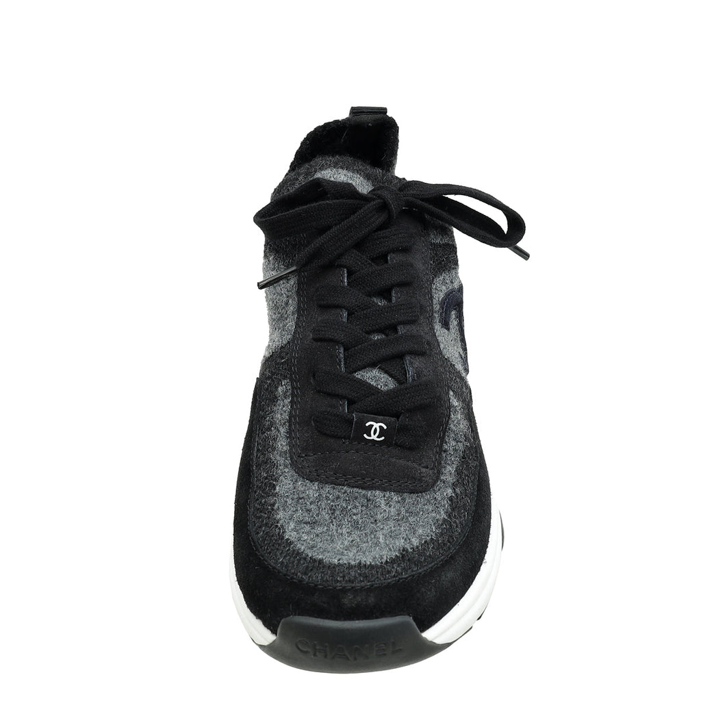 Chanel Bicolor CC Slip On Sock Sneakers 39