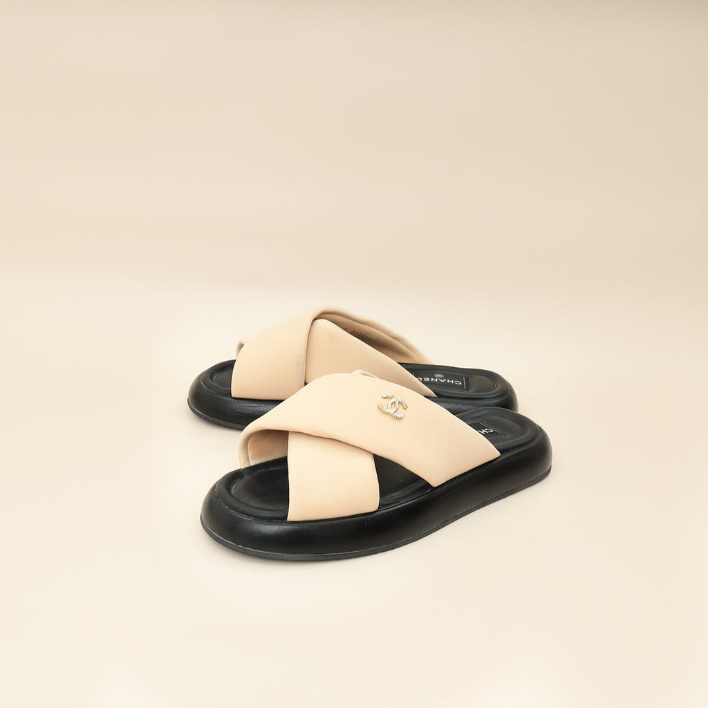 Chanel Bicolor Fabric CC Mules Sandals 39
