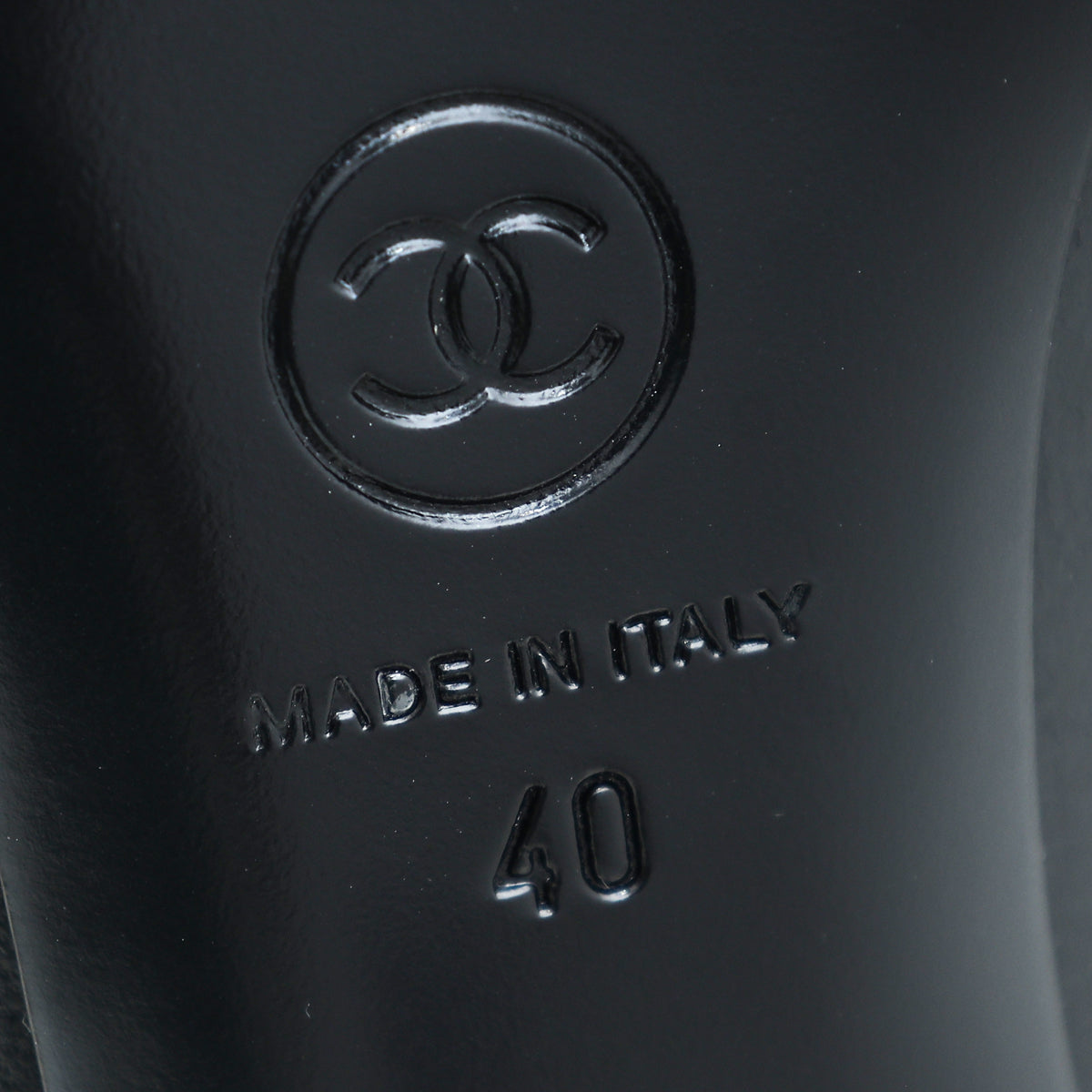 Chanel Black CC Pearl Pump 40
