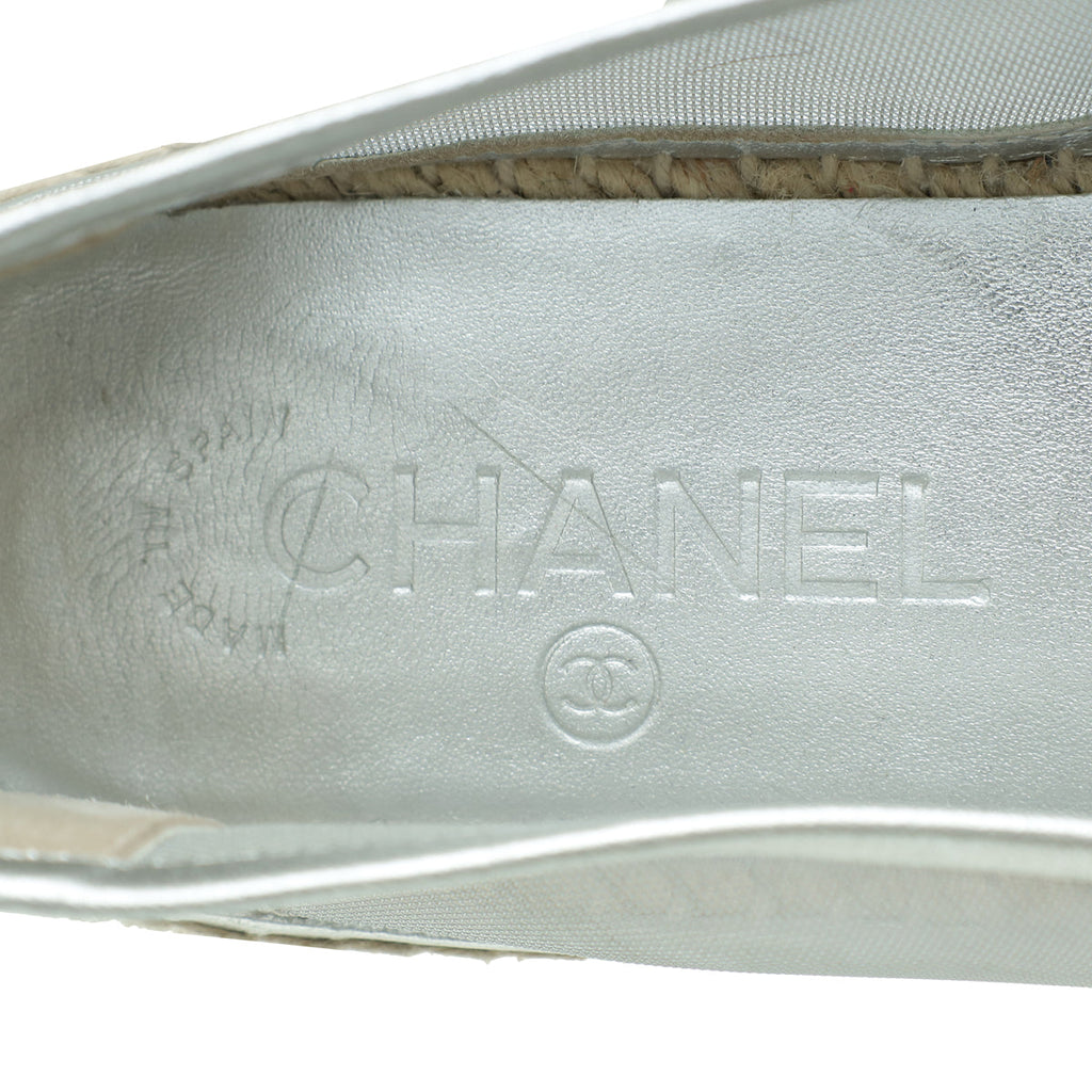 Chanel Bicolor 40 CC Cap Toe Mesh Embellished Espadrille 40