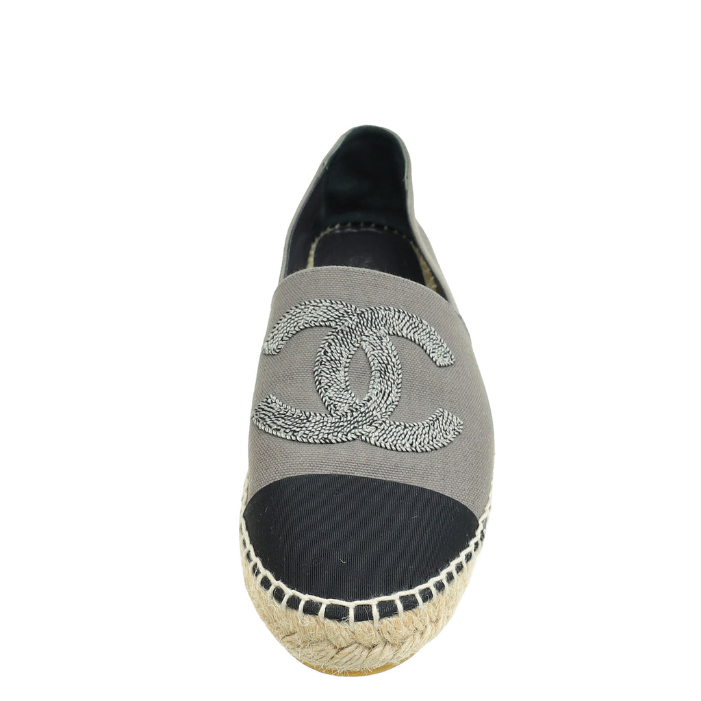 Chanel Bicolor Embroidered CC Espadrilles 41