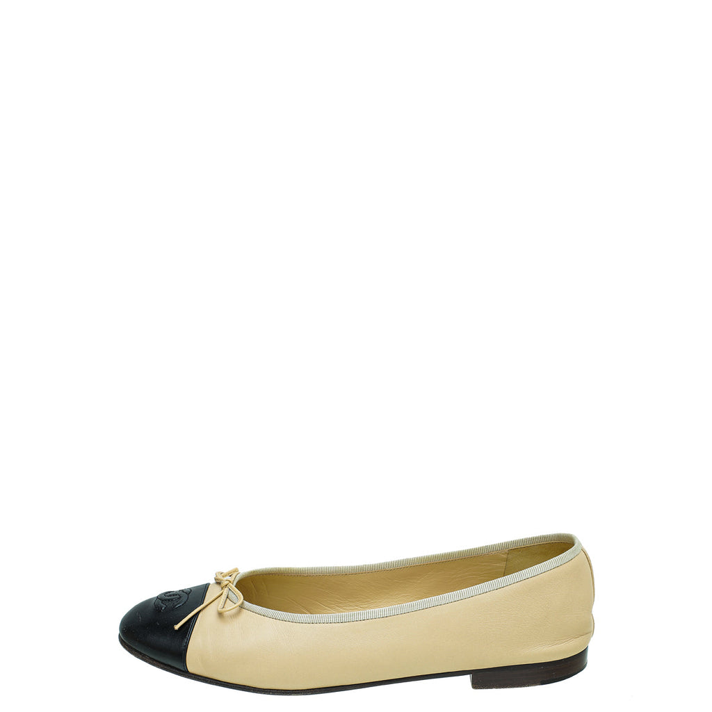 Chanel Bicolor CC Cap Toe Ballet Flats 42