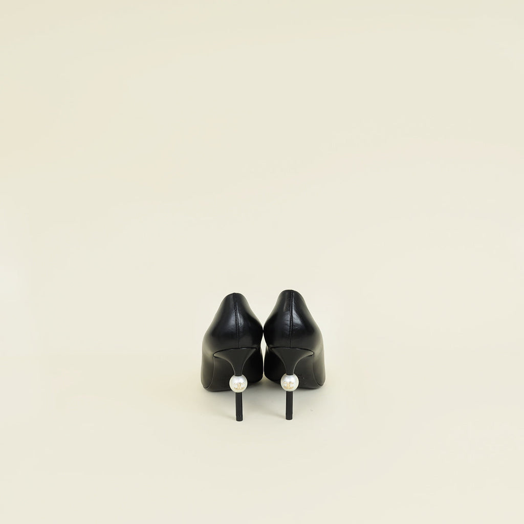 Chanel Black CC Pearl Pump 36