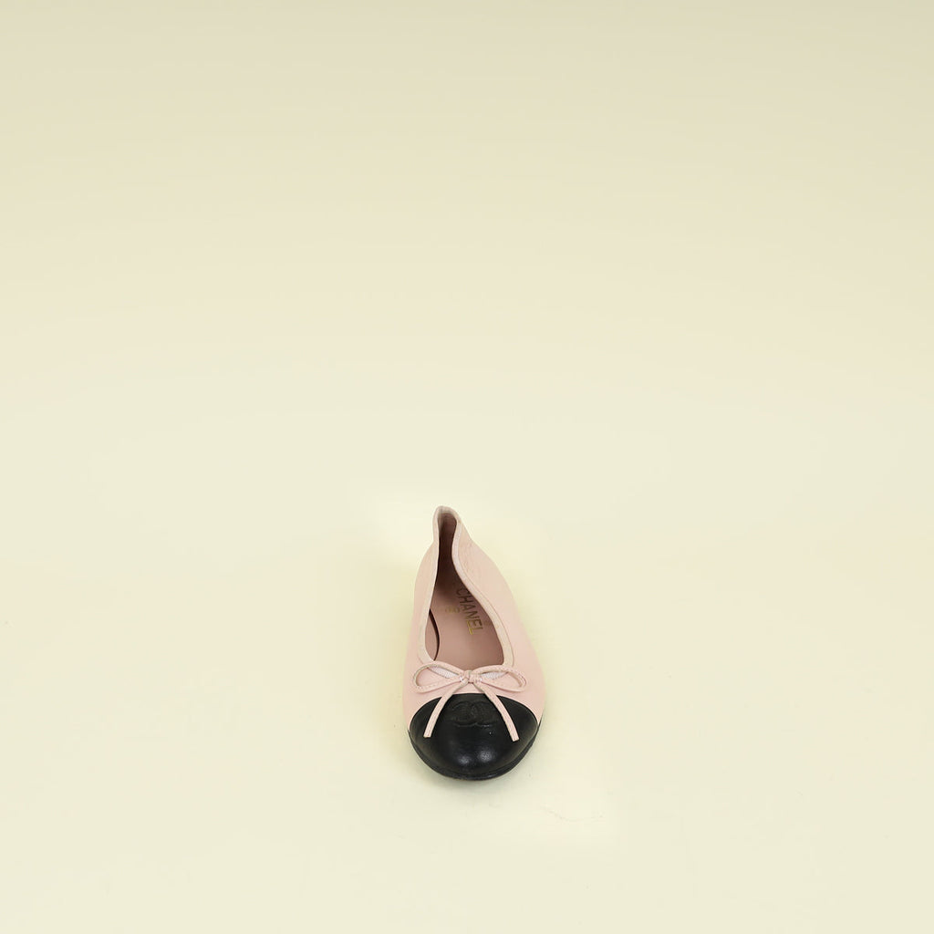 Chanel Bicolor CC Cap Toe Flat Ballerina 36