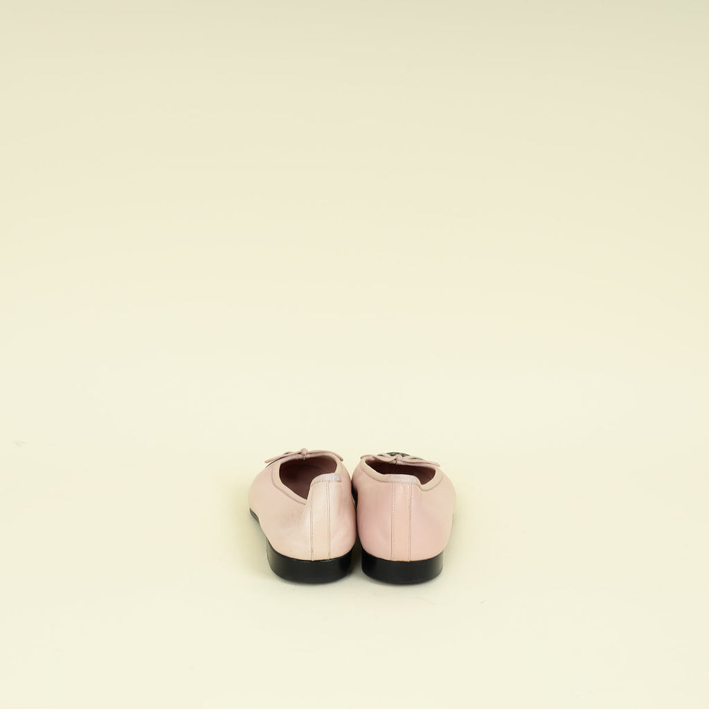 Chanel Bicolor CC Cap Toe Flat Ballerina 36