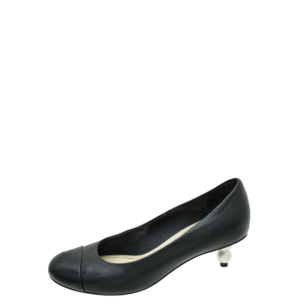 Chanel Black CC Cap Toe Pearl Heel Pump 37