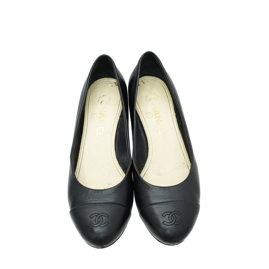 Chanel Black CC Cap Toe Pearl Heel Pump 37