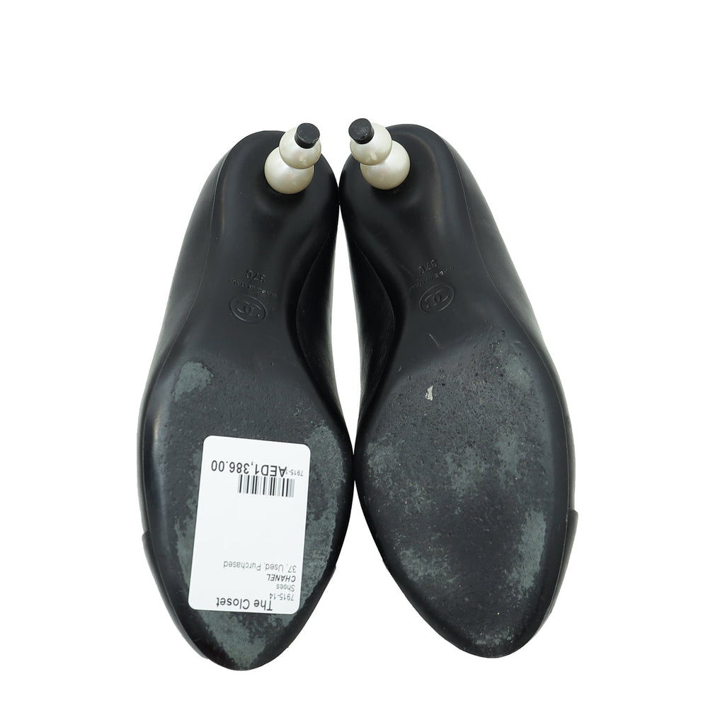 Chanel Black CC Cap Toe Pearl Heel Pump 37